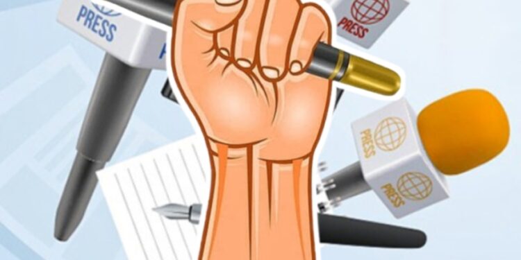 रत्नागिरीतील ६ व्यावसायिकांचे परवाने रद्द