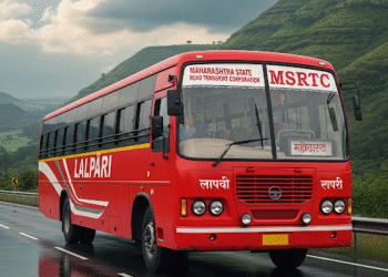 पगार एसटीचा, प्रचार खासगी वाहतुकीचा! कर्मचारी जोमात, एसटी कोमात!