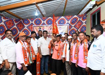 आ. किरण सामंत यांच्या उपस्थितीत शीळ ग्रामस्थांचा शिवसेनेत प्रवेश